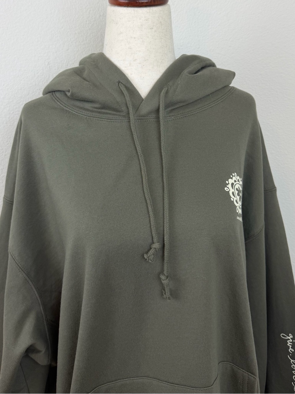 Natural Life Hoodie Sweatshirt - Makes You Happy Size Large - Picture 5 of 12
